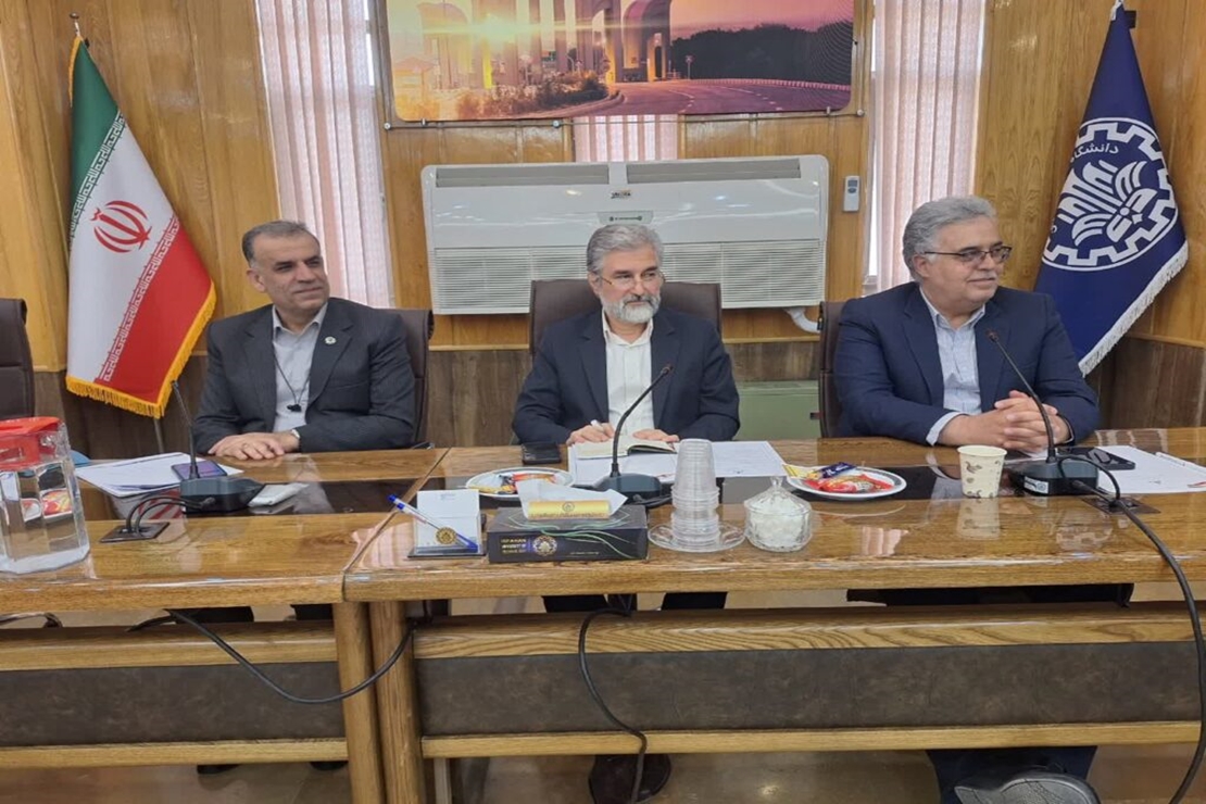 امضای تفاهم‌نامه همکاری مشترک میان شرکت بهره‌برداری نفت و گاز غرب و دانشگاه صنعتی اصفهان