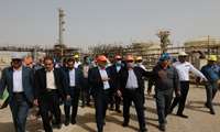 بازدید مدیرعامل شرکت نفت مناطق مرکزی ایران و هیات همراه از میدان نفتی خشت