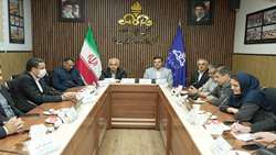 آیین معارفه و تکریم سرپرست جدید  بهداشت ، ایمنی  و محیط زیست نفت مناطق مرکزی ایران برگزار شد