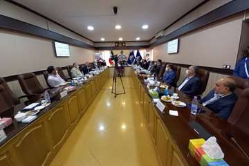بازدید معاون وزیر در توسعه مدیریت و سرمایه انسانی از شرکت بهره برداری نفت و گاز غرب
