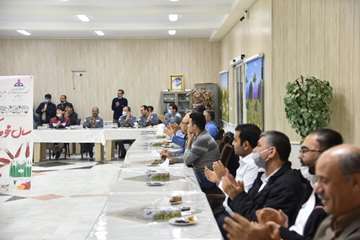 لحظات تحویل سال نو و برگزاری جشن نوروز سال 1401 خورشیدی در مناطق عملیاتی شرکت نفت مناطق مرکزی ایران/شرق