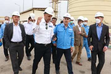 بازدید مدیرعامل شرکت نفت مناطق مرکزی ایران از مناطق عملیاتی زاگرس جنوبی