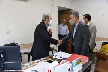 بازدید مدیرعامل شرکت نفت مناطق مرکزی ایران از ستاد شرکت بهره برداری نفت و گاز شرق