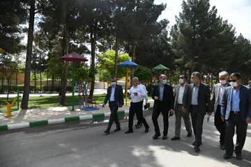 بازدید مدیرعامل شرکت نفت مناطق مرکزی ایران از شهرک مسکونی سرخس