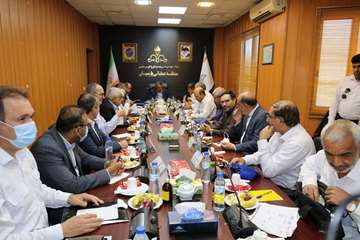 بازدید مدیرعامل شرکت نفت مناطق مرکزی ایران از منطقه عملیاتی پارسیان