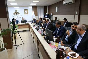 نشست مشترک مدیرعامل نفت مرکزی و اعضای کمیسیون انرژی مجلس شورای اسلامی در حاشیه بازدیداز منطقه عملیاتی سروستان و سعادت آباد