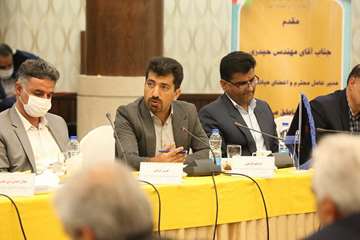 برگزاری نشست مدیر عامل شرکت نفت مناطق مرکزی ایران با مدیرعامل و مدیران نفت و گاز غرب