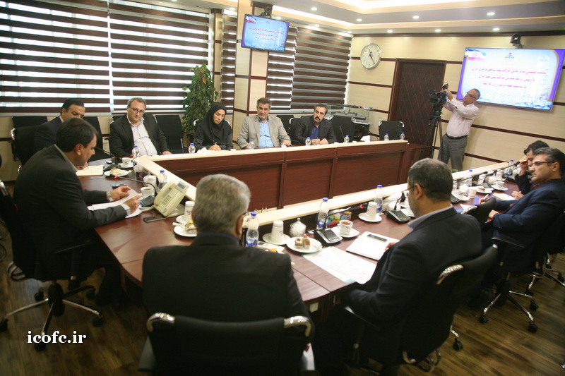 نشست صمیمی مدیرعامل شرکت نفت مناطق مرکزی ایران با رئیس روابط عمومی شرکت ملی نفت ایران
