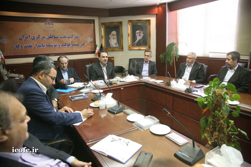 نشست صمیمی مدیرعامل با سرپرست, روسا و کارکنان مدیریت امور فنی شرکت نفت مناطق مرکزی ایران