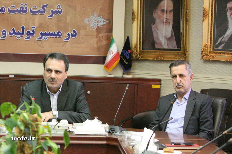 مهندس حاتمی مدیرعامل و مهندس نصیرایی مدیر امور فنی نفت مرکزی
