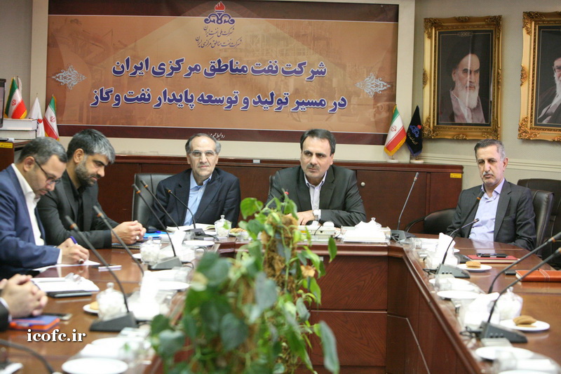 نشست صمیمی مدیرعامل با سرپرست, روسا و کارکنان مدیریت امور فنی شرکت نفت مناطق مرکزی ایران